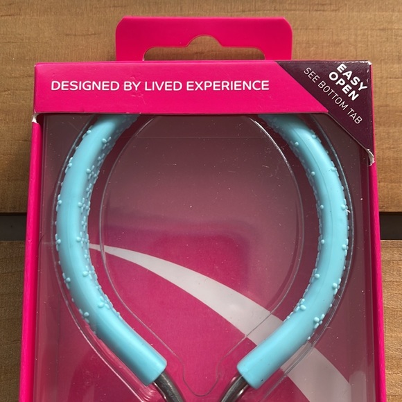 One Other Universal Nail Tools Half Jaw Cuticle Nipper New - Picture 4 of 7